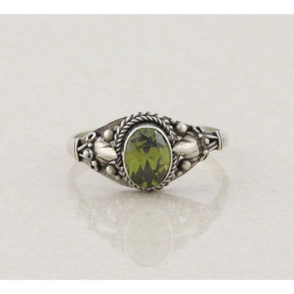 Sterling Silver Green Cubic Zirconia Ring Size 9 1/4 - Picture 1 of 7